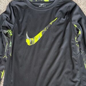 Youth Boys Nike Black and Yellow Dri-FIT Long Sleeve Shirt size small